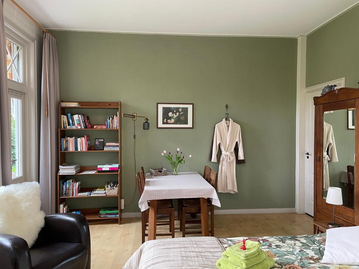 B&B De Zulthe Роден Екстериор снимка